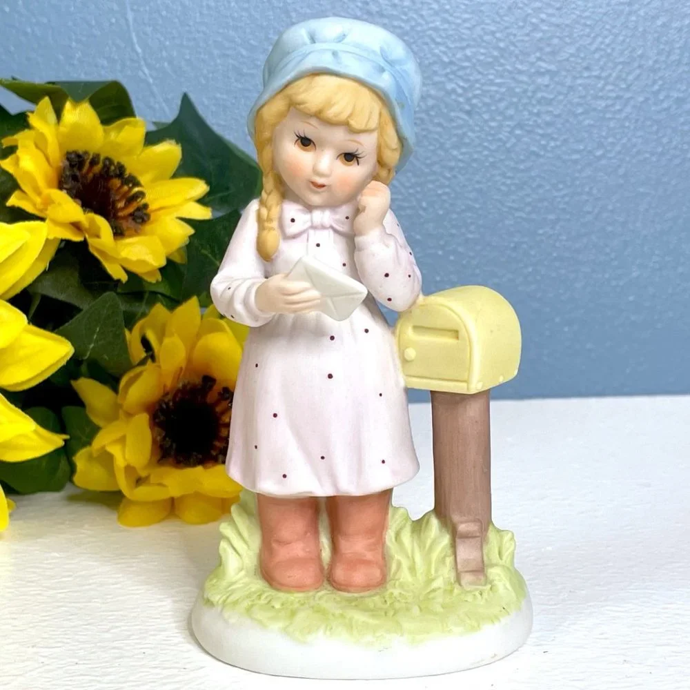 RARE Vintage 1983 New England Collectors Society Lot of 3‎ Porcelain Figurines